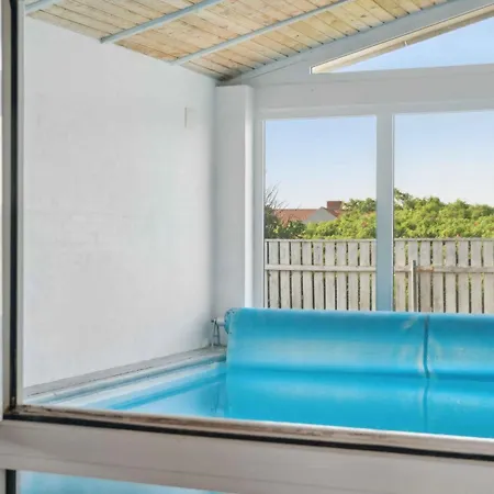 Pool House Close To The Coast Casa de Férias